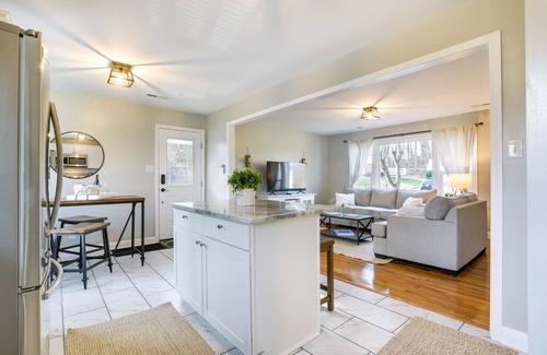 High Point Casa | Sunny Family Home, 3 Mi to High Point Market!