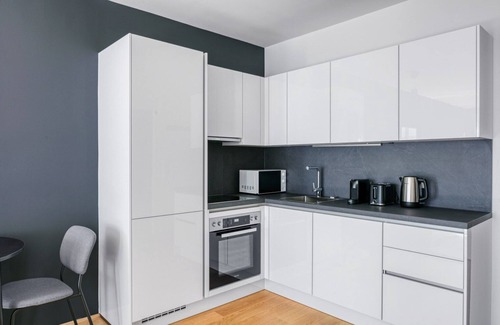 Favoriten Apartamento | Sunny Favoriten 1BR w/ Gym & Lounge, walk to Hauptbahnhof, by Blueground