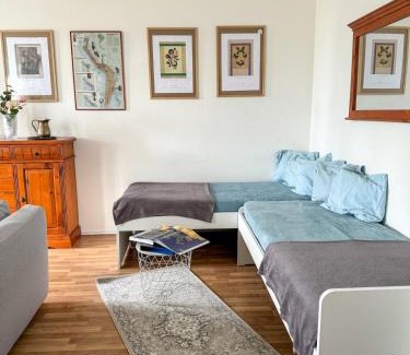 Prague 4 Apartamento | Sunny Flat with Terrace & Park View Near City Centre