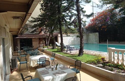 Antananarivo Avaradrano Hotel | Sunny Garden