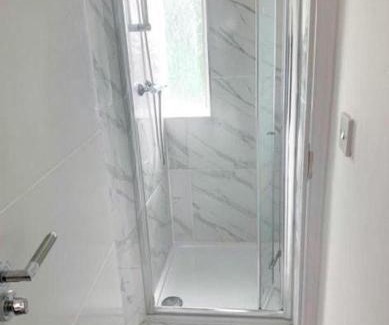 Hendon Apartamento | Sunny Gardens 3-Bed Apartment in London