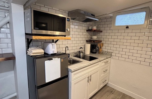 Golden Hill Apartamento | Sunny Golden Hill Studio
