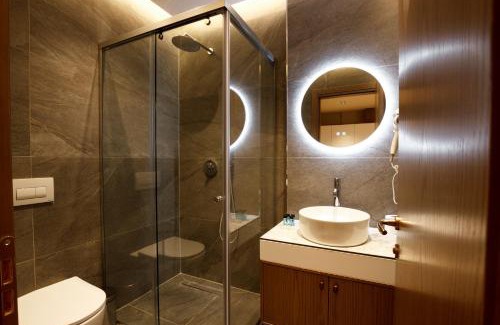 Gjirokaster Hotel | Sunny Hill Boutique Hotel