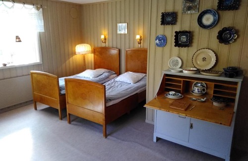 Bergvik Casa | Sunny Hill Cottage