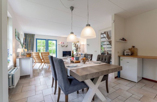 Schoorl Casa | Sunny holiday home close to the dunes