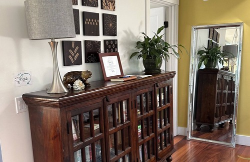 San Anselmo Cabaña | Sunny Home in the Heart of San Anselmo