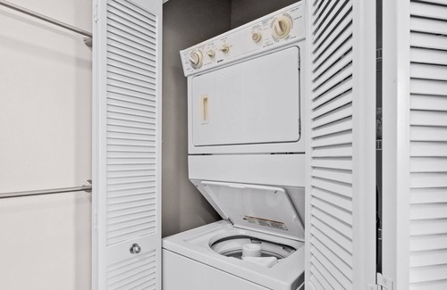 Seagrove Beach Cabaña | Sunny home with pool and hot tub access, WiFi, central AC, and balcony