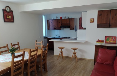 Clusone Apartamento | Sunny house on the plateau