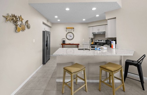 Isla del Sol Condominio | Sunny Isla del Sol Escape with Private Balcony #222