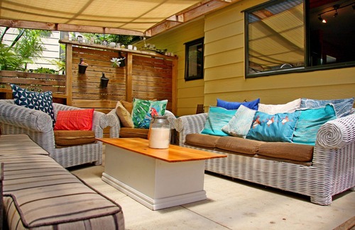Surfdale Casa | Sunny Island Beach House