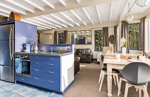 Kelvin Heights Casa | Villa Sunny Lakeview