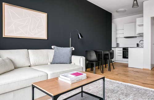 Erdberg Apartamento | Sunny Landstraße 1BR w/ Pool & Roof Lounge, near Metro U3, by Blueground