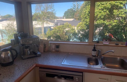 Whangamata Casa | Sunny Modern Beach House 5 minutos a pie de Surf Club