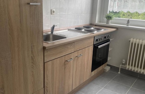 Lebenstedt Apartamento | Sunny modern furnished apartment in the heart of Salzgitter - all-inclusive!