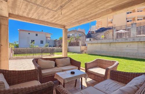 Susanj Apartamento | Sunny Nest Studio Bar