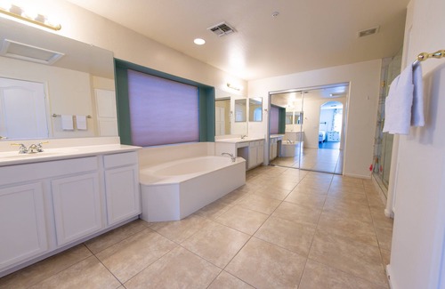 Canyon Trails Casa | Sunny Oasis Retreat - by HomeSlice Stays
