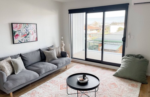 Orewa Casa | Sunny Orewa Beachside Townhouse