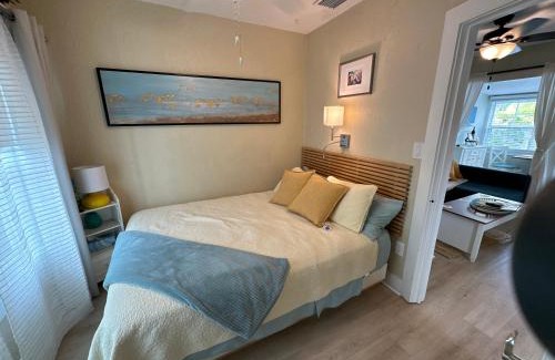 Pass-a-Grille Casa | Sunny PaG Island rental with bikes just steps2beach