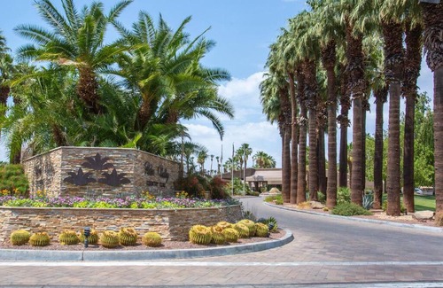Palm Desert Casa | Sunny Palm Desert Escape on Golf Course