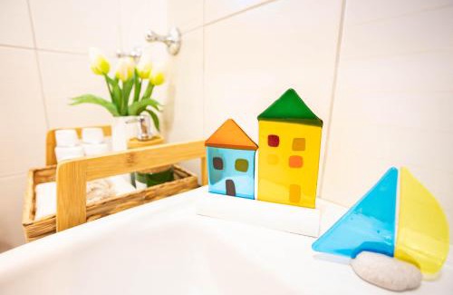 Denovici Apartamento | Sunny Portside Apartment
