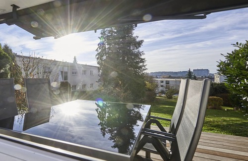 Wanne Apartamento | Soleado, tranquilo apartamento en planta baja con una gran terraza