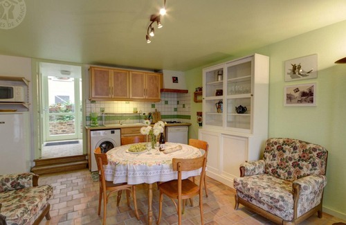 Montagny Cabaña | Casa rural con terraza y comodidades modernas, ideal para familias, cerca de Charlieu y Lac des Sapins