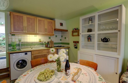 Montagny Cabaña | Casa rural con terraza y comodidades modernas, ideal para familias, cerca de Charlieu y Lac des Sapins
