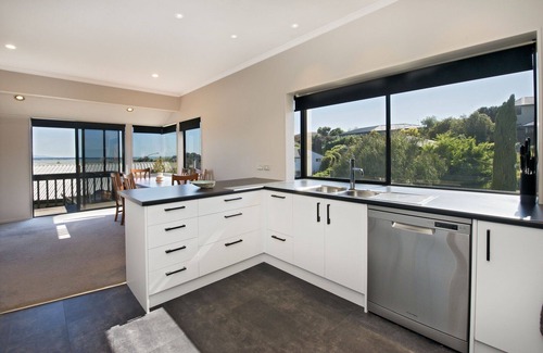 Richmond Casa | Sunny Richmond Holiday Home