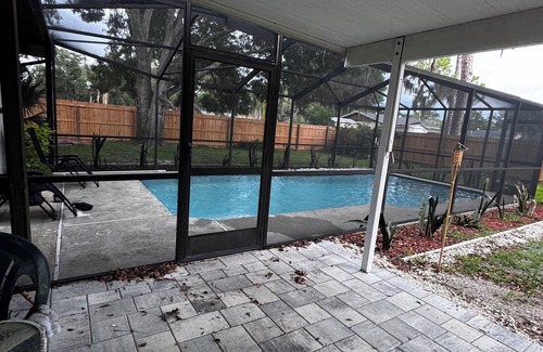 Ruskin Casa | Sunny Ruskin Escape – 3BR Home with Pool & Near the Bay