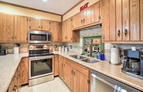 Sapphire Casa | Sunny Sapphire Townhome w/ Resort Amenities!