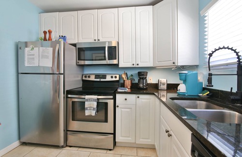 Arlington Park Casa | Sunny Sarasota with easy access to Lido and Siesta Beaches and downtown Sarasota