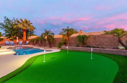 East Mesa Casa | Sunny Serenity: Mesa Masterpiece