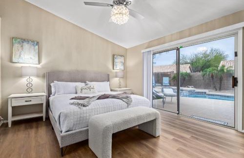 East Mesa Casa | Sunny Serenity: Mesa Masterpiece
