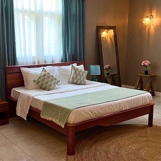 Msasani Cama Y Desayuno | Sunny Shore B&B