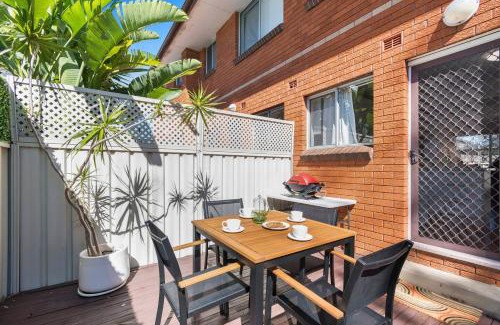 East Corrimal Apartamento | Sunny Shores Escape Breezy Days near Surf Beaches