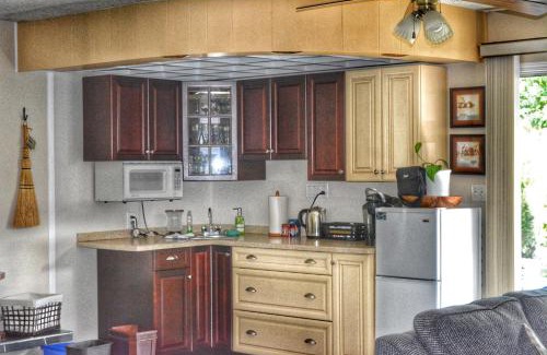 Chase Cama Y Desayuno | Sunny Shuswap B&B