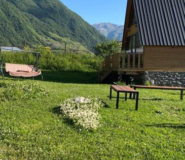 Gergeti Cabina | Sunny side cottage