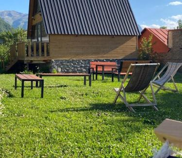 Gergeti Cabina | Sunny side cottage