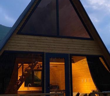 Gergeti Chalet De Esquí | Sunny Side Cottage