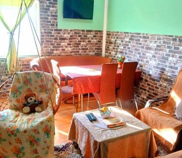 Petrovaradin Casa | Sunny Side Fruska Gora - veliko imanje sa kucom za odmor