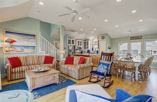Ocean Sands Casa | Sunny Side Up | 930 ft to the beach | Private Pool, Hot Tub, and Community Pool