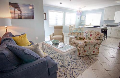 Wrightsville Beach Casa | Sunny Side Up by Sea Scape Properties