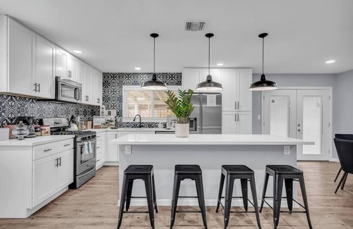 Santa Susana Casa | Sunny Single Story Simi Valley Valley Escape – Comfortable Home Great Amenities