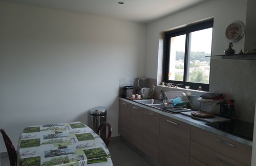Velaux Apartamento | Villa tranquila con apartamento independienteAu 1 piso