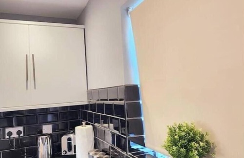 South Shields Casa | Sunny South Shields House close to the beach