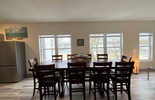 Onset Apartamento | Sunny, Spacious, Stunning! Beachfront Onset Beach The Gateway to Cape Cod