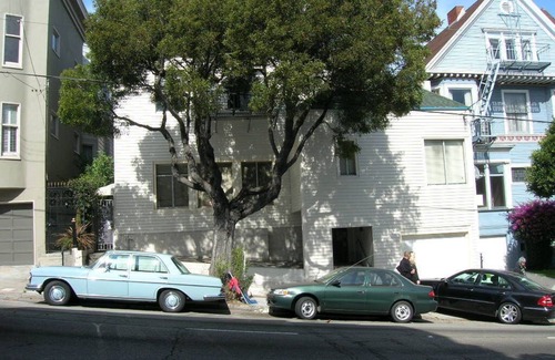 Lower Haight Apartamento | Sunny studio by Alamo Square and the Painted Ladies.