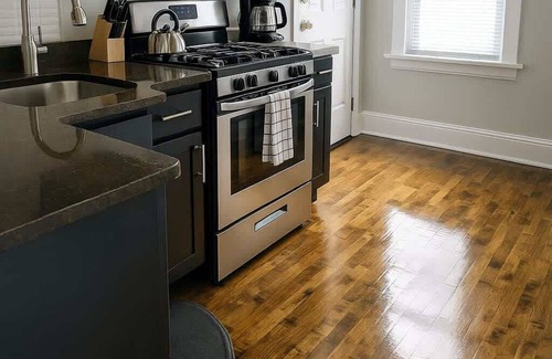 East Albany Park Apartamento | Sunny & Stylish 2BR S
