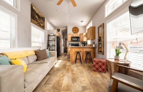 Woodland Park Casa | Sunny Tiny Haven | BBQ, Fresh Vibes & Peak Views