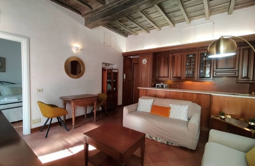 Repubblica Apartamento | Sunny Trevi house with cute terrace and A/C !